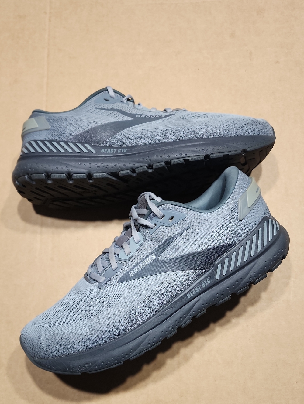 Brooks Men’s Beast GTS 24 Support Running Shoes - Primer Grey/Ebony - 12.5
